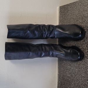 Like New. Excellent Condition. MARKON SHELLY Brazil Leather Boots